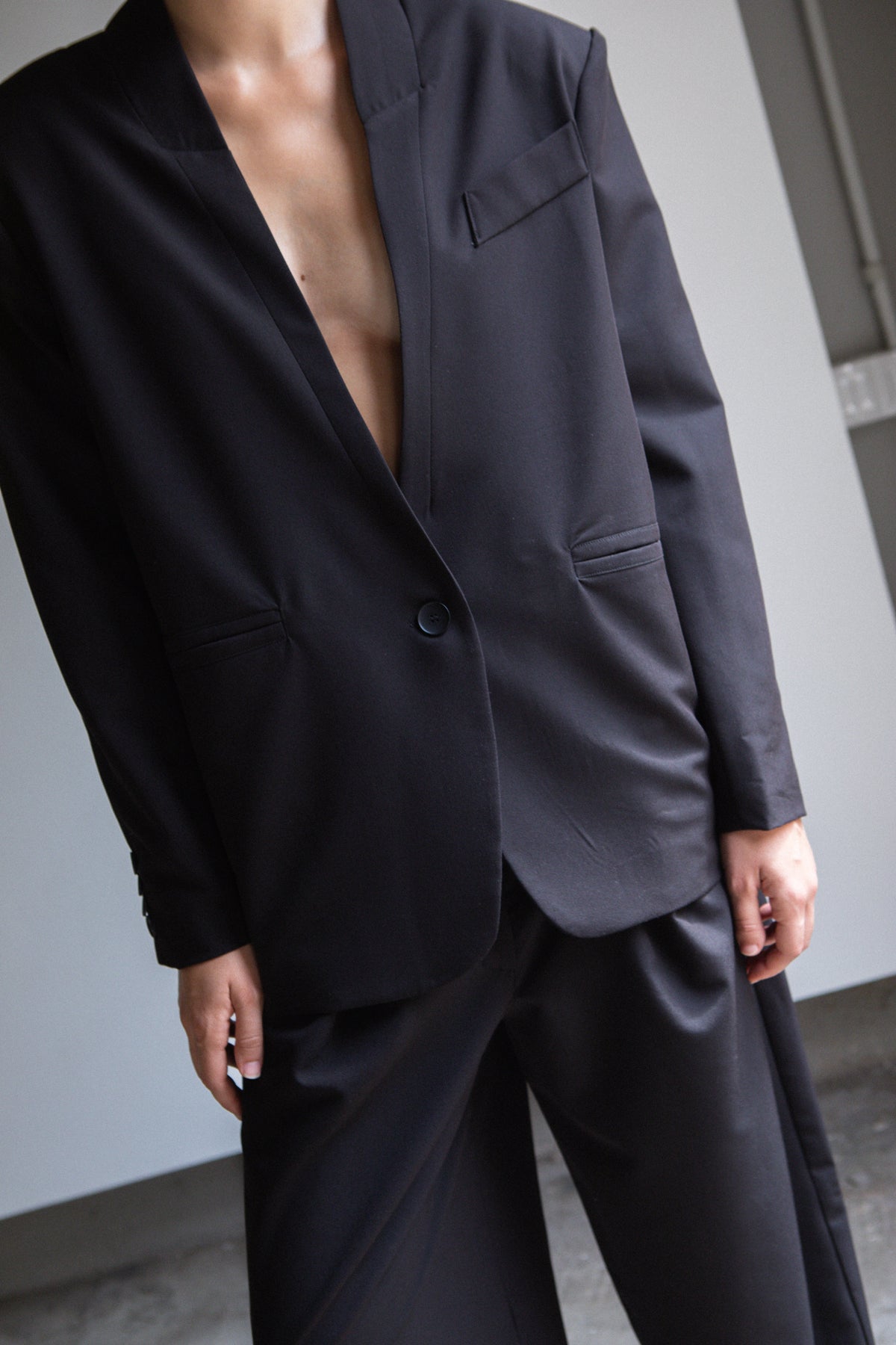 UNFINISHED BLAZER