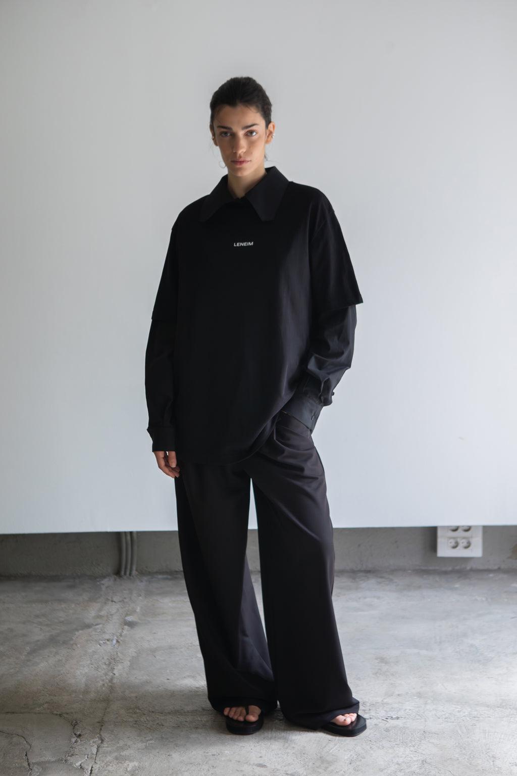 ICONIC LOGO T-SHIRT BLACK